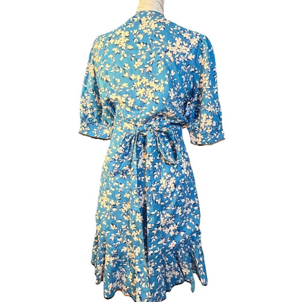 Draper James Blue Floral Wrap Dress Size 4 Feminine Ruffle Hem Lined. Necklace. - Picture 4 of 8